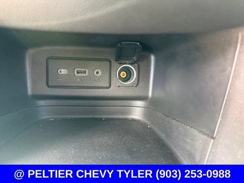 Used 2020 Chevrolet Equinox LT FWD image 18