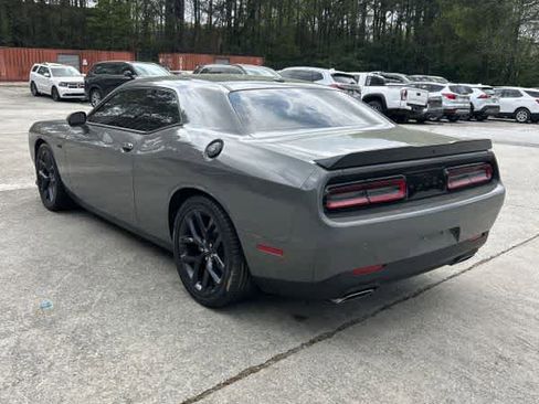 Used 2023 Dodge Challenger R/T w/ Blacktop Package image 8