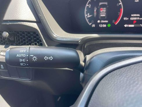 Used 2024 Honda CR-V EX image 24