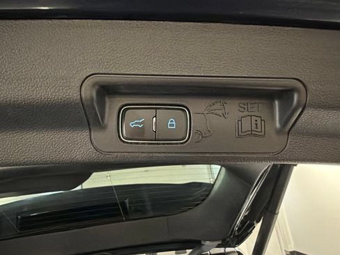 Certified 2023 Ford Explorer XLT w/ Equipment Group 202A AWD/4WD image 37