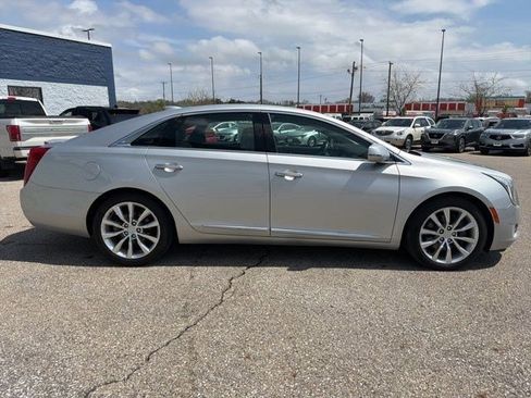 Used 2017 Cadillac XTS Luxury image 6