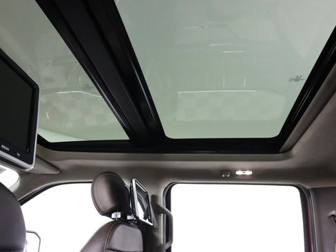 Used 2019 Ford F150 Limited image 34