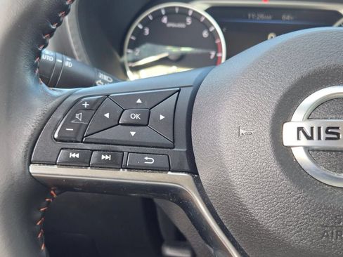 Used 2023 Nissan Sentra SR FWD image 30