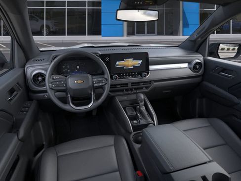 New 2025 Chevrolet Colorado LT w/ LT Convenience Package image 15