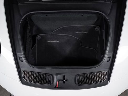 Used 2023 Porsche 911 GT3 RWD image 9