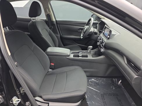 Used 2025 Nissan Sentra S image 37