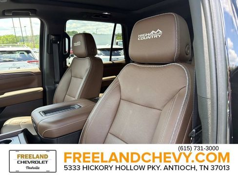 Used 2023 Chevrolet Tahoe High Country w/ Premium Package 2 AWD/4WD image 25