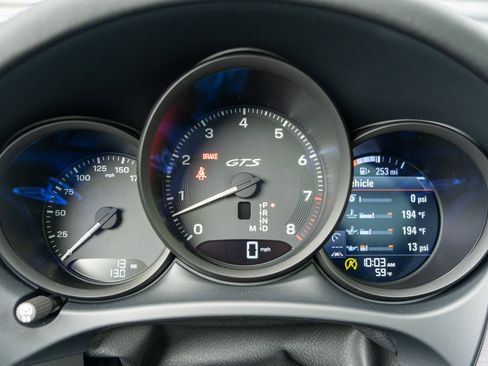 New 2026 Porsche Macan GTS AWD/4WD image 33