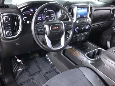 Used 2022 GMC Sierra 1500 Elevation w/ Driver Alert Package I AWD/4WD image 9