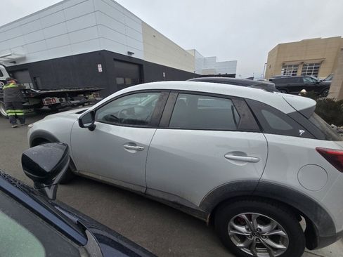 Used 2018 MAZDA CX-3 Sport image 12