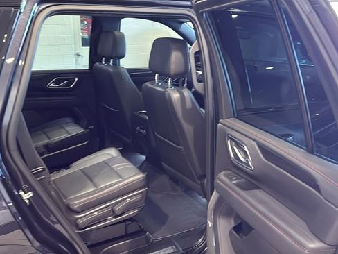 Used 2022 Chevrolet Tahoe RST w/ Luxury Package image 14