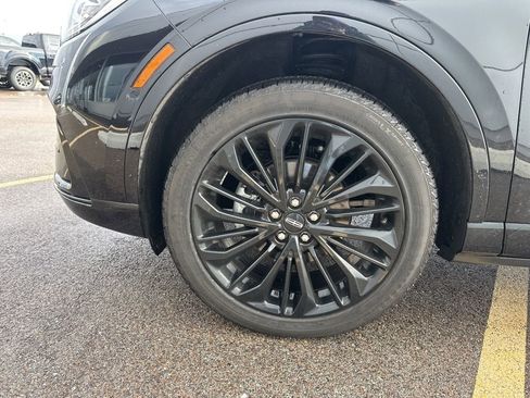 Used 2025 Lincoln Corsair Reserve w/ Jet Appearance Package image 19