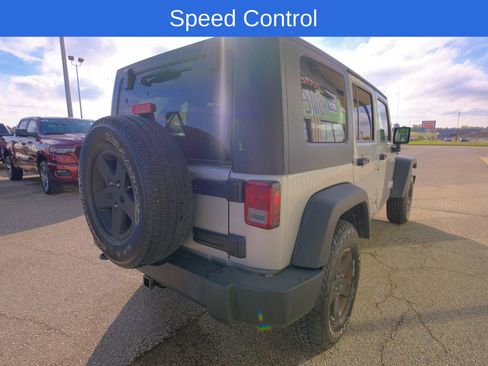 Used 2010 Jeep Wrangler Unlimited Sport image 8