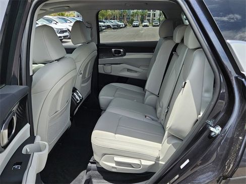 New 2025 Kia Sorento S w/ Panoramic Sunroof Package image 5