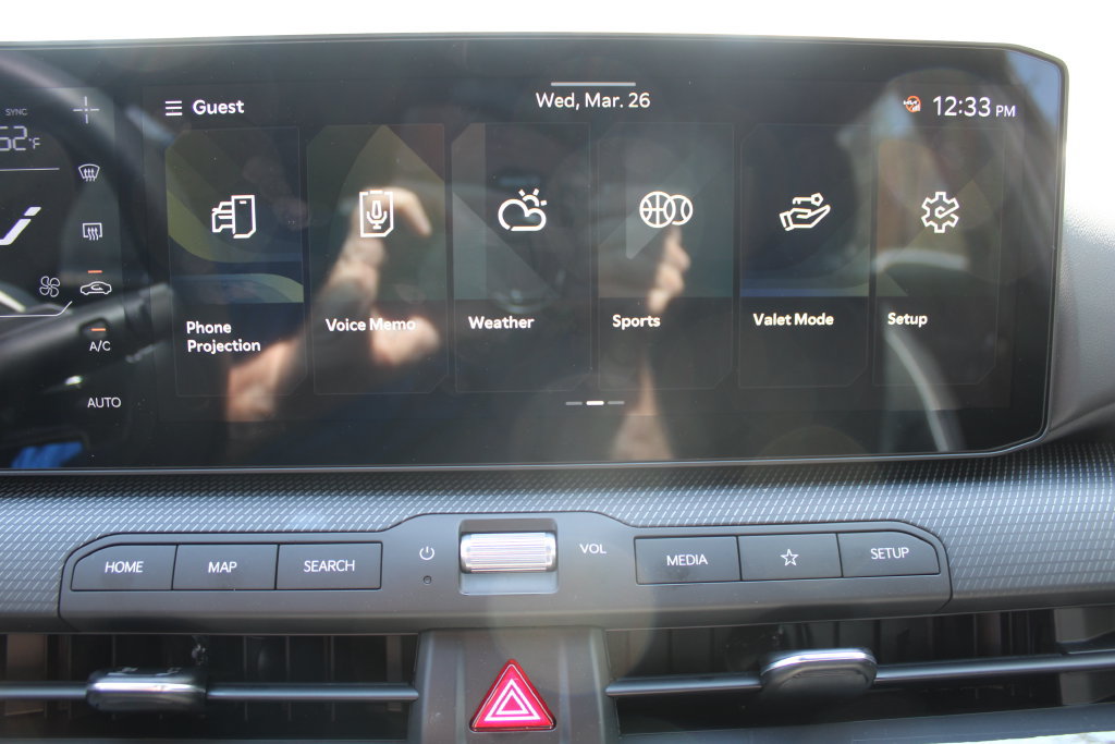 New 2026 Kia K4 GT-Line w/ GT-Line Sunroof Package FWD image 41