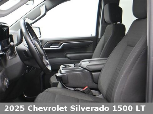 Used 2025 Chevrolet Silverado 1500 LT image 9