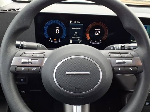 New 2026 Hyundai Kona SE image 11