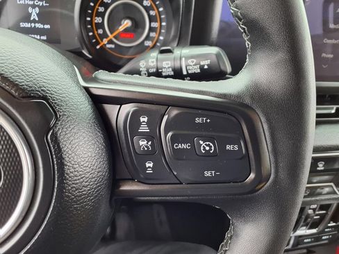 Certified 2025 Jeep Wrangler Unlimited Sport AWD/4WD image 14