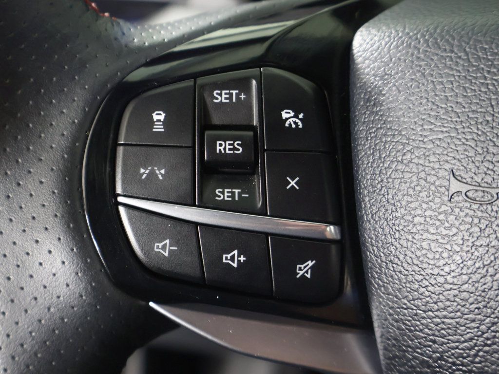 Used 2025 Ford Explorer ST-Line w/ ST-Line Street Pack AWD/4WD image 47