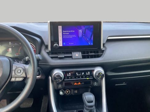 Used 2025 Toyota RAV4 XLE w/ Convenience Package FWD image 7