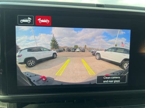 Certified 2024 Jeep Wrangler Unlimited Rubicon image 31