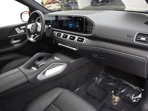 Certified 2023 Mercedes-Benz GLS 450 4MATIC image 15