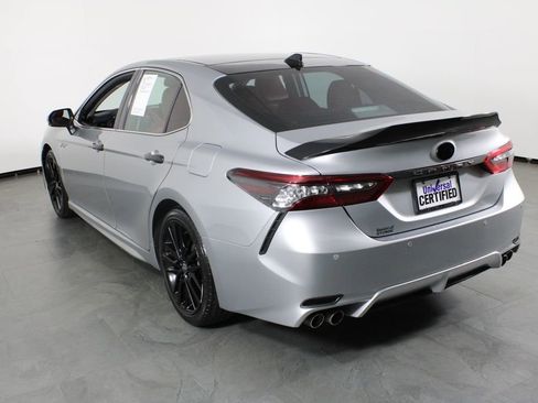 Used 2022 Toyota Camry XSE w/ Navigation Package FWD image 4