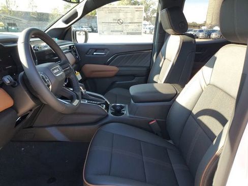 New 2026 GMC Canyon AT4 image 19