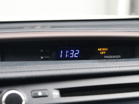 Used 2014 Toyota Highlander XLE image 22