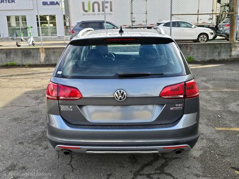 Used 2017 Volkswagen Golf Alltrack SE AWD/4WD image 6
