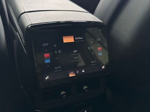 New 2026 Cadillac Vistiq Luxury image 11