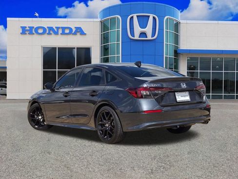 Used 2025 Honda Civic Sport image 5