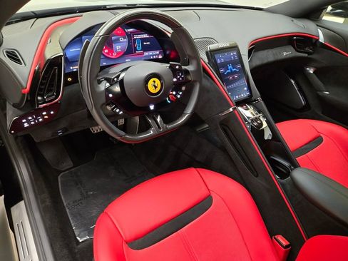 Used 2024 Ferrari Roma RWD image 19