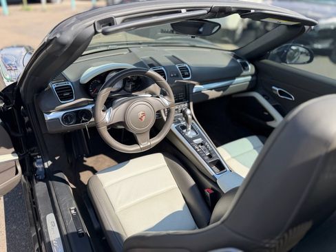 Used 2013 Porsche Boxster S RWD image 8
