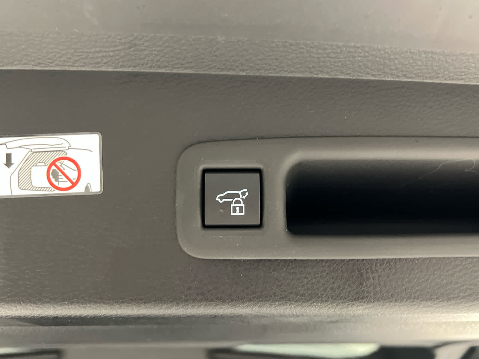 New 2026 Toyota Sienna XLE Woodland Edition AWD/4WD image 10