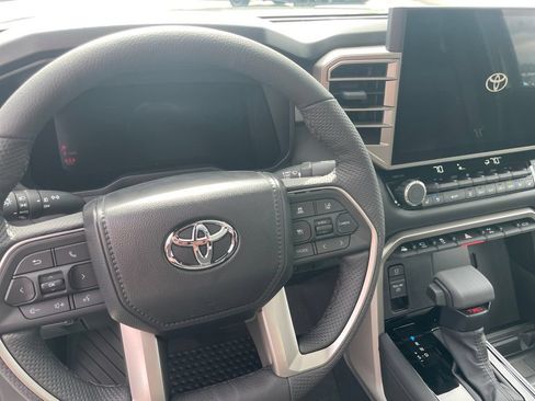 New 2026 Toyota Tundra Limited AWD/4WD image 15