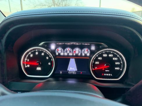 Used 2022 Chevrolet Silverado 3500 High Country w/ Technology Package image 14