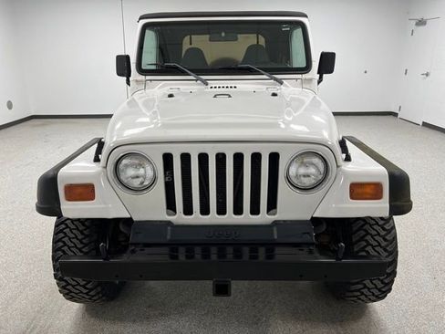 Used 1998 Jeep Wrangler Sport image 3