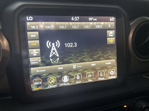 Used 2021 Jeep Wrangler Unlimited Sport w/ Sun And Sound Package AWD/4WD image 20