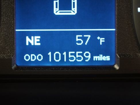 Used 2019 Toyota 4Runner SR5 image 8