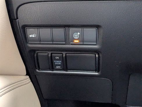 Used 2021 Nissan Armada SL w/ Captain's Chairs Package image 22