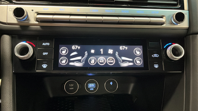 Used 2024 Genesis G70 2.5T w/ Sport Prestige Package AWD/4WD image 18