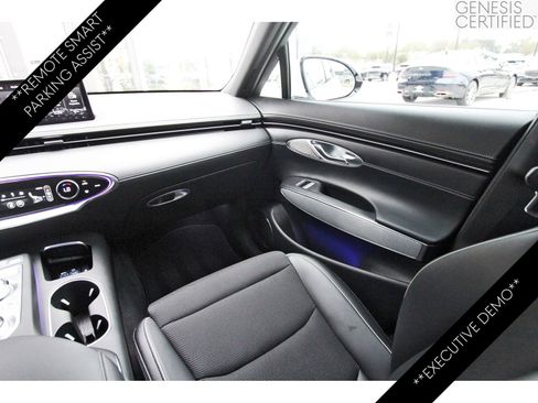 Used 2025 Genesis GV70 2.5T Sport Prestige w/ Sport Prestige Package image 13