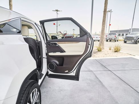 Used 2018 Lexus RX 350 FWD w/ Premium Package image 13
