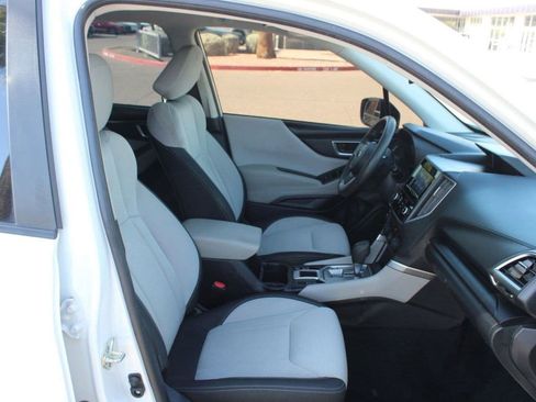 Used 2022 Subaru Forester AWD/4WD image 16