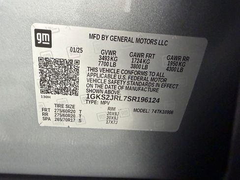 Used 2025 GMC Yukon XL Denali image 35