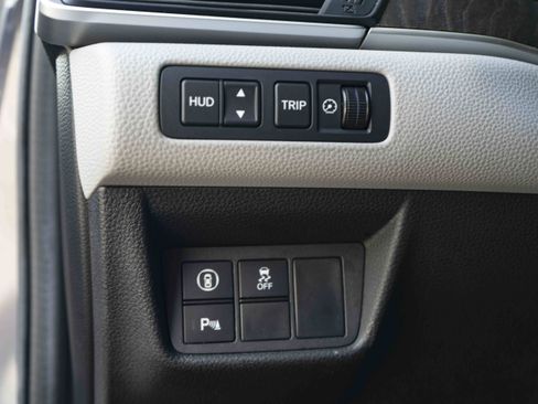 Used 2019 Honda Accord Touring image 39