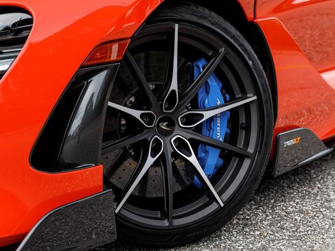 Used 2021 McLaren 765LT RWD image 53