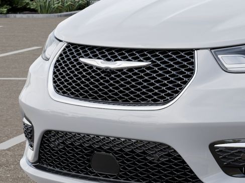 New 2026 Chrysler Pacifica Select FWD image 12