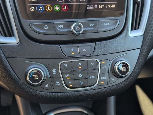 Used 2023 Chevrolet Malibu LT FWD image 21